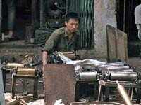 Крестьянин Буй До Хау, который изобрел полезные для экономического развития машины - ảnh 1